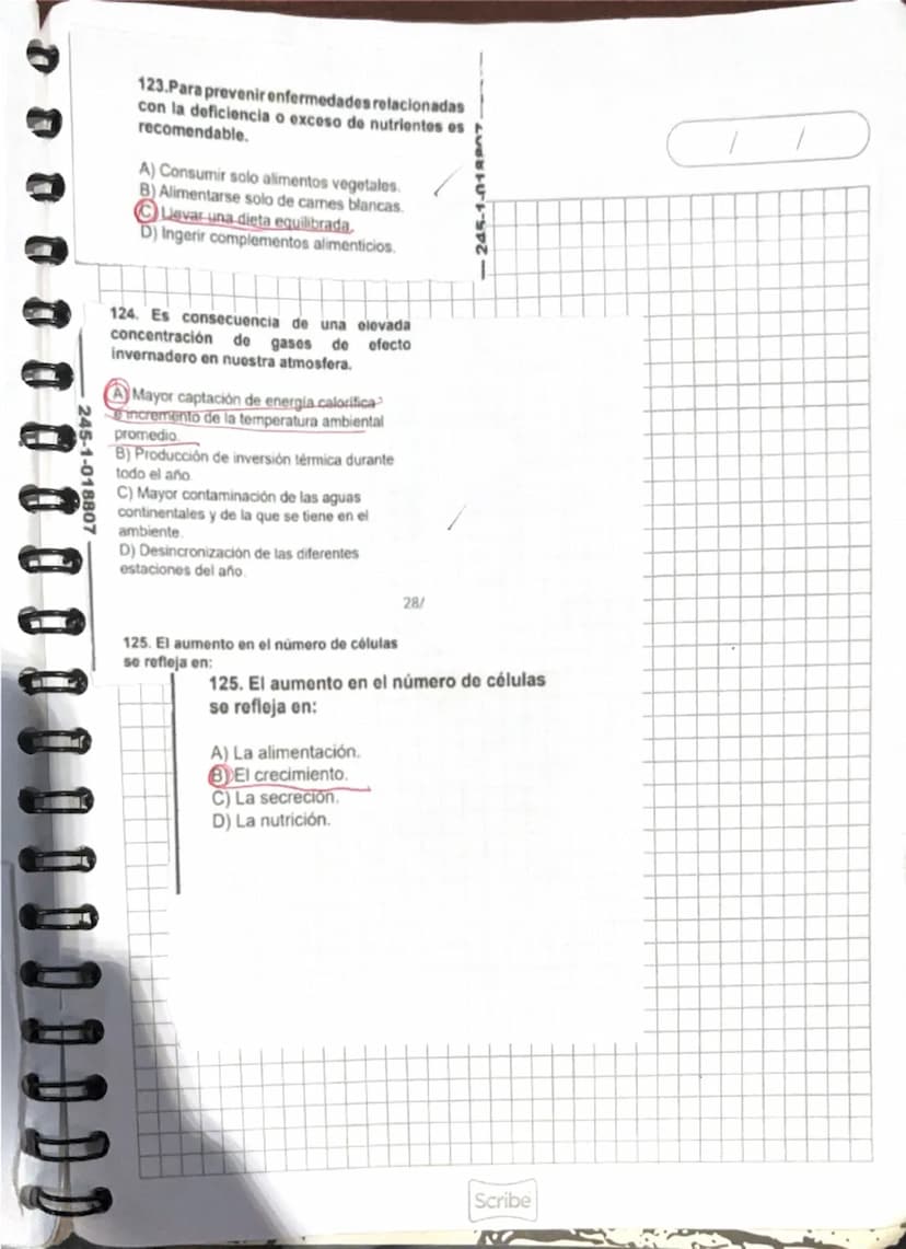 MATEMÁTICAS
1. Se sabe que en una población una de cada
ocho personas es niño. Si en una fiesta de
esa población hay 400 personas. ¿Cuántos
