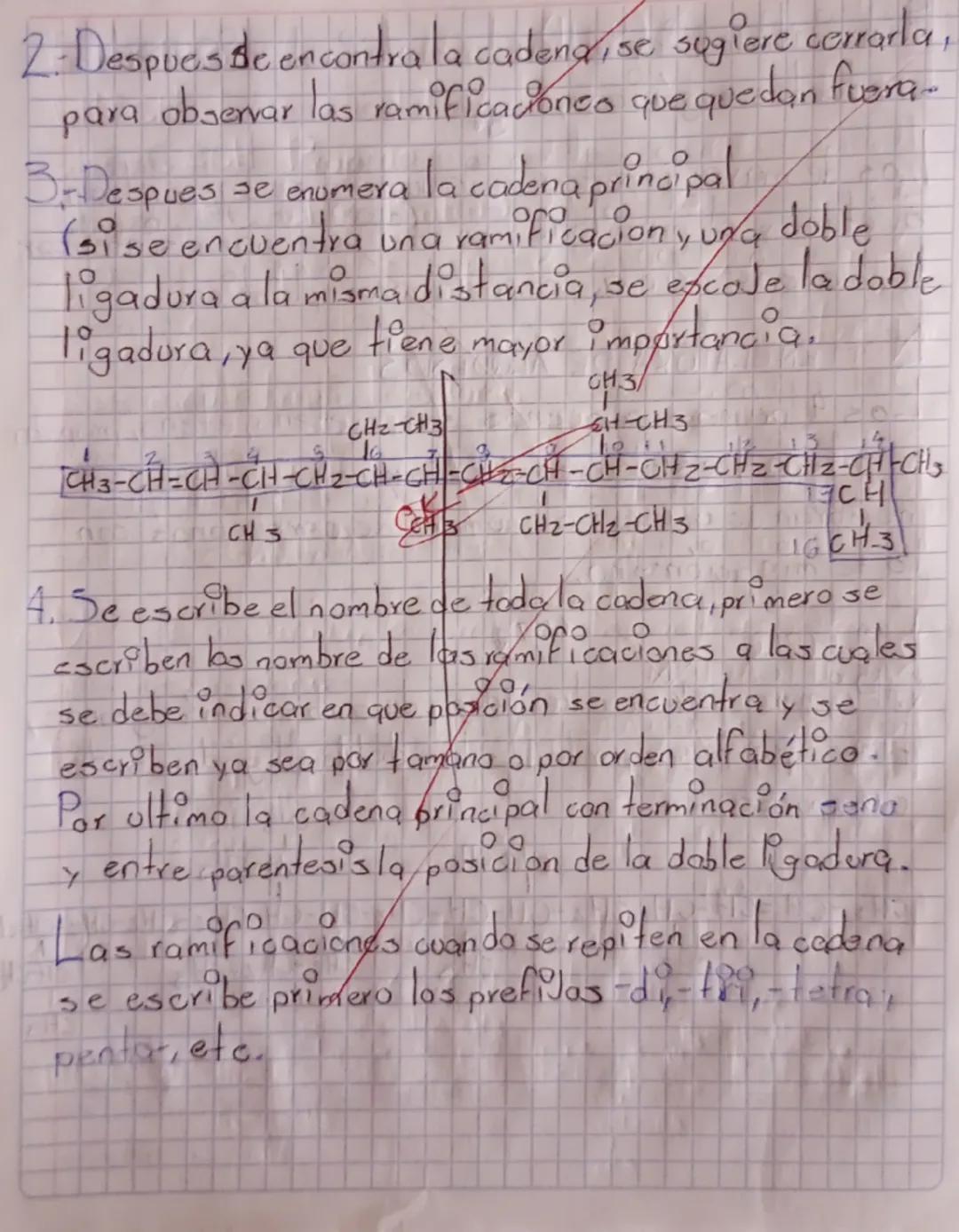 Son compuestos formados solamente por carbonos e
hidrógeno. La principal fuente de obtención es el petróleo.
05
Los hidrocarburos se divid
d