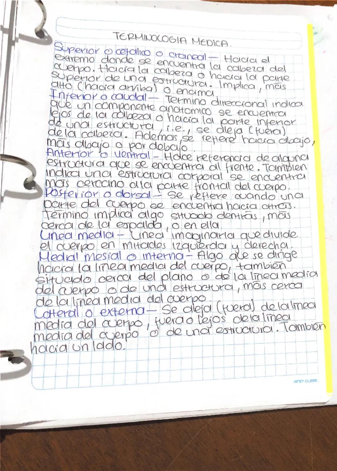 TERMINOLOGIA MEDICA.
Superior o cetallico o craneal - Hacia el
extremo donde se encuentra la cabeza del
cuerpo. Hacía la cabeza o hacia la p